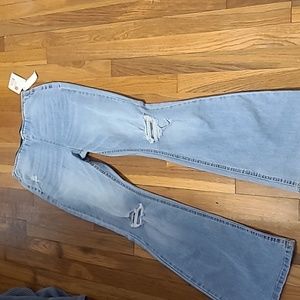 TRUE CRAFT FLARE JEANS SIZE L NWT
